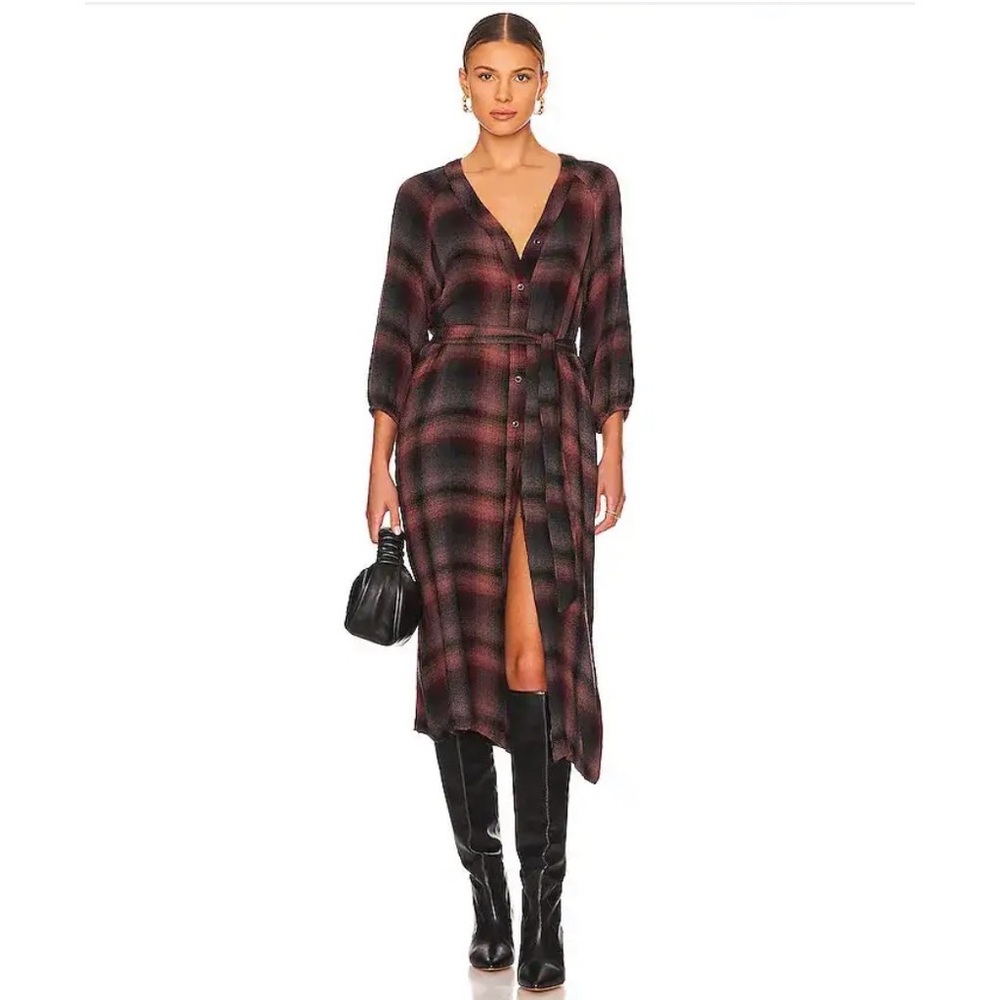Like New! BELLA DAHL  Button Down Midi Dress, size M